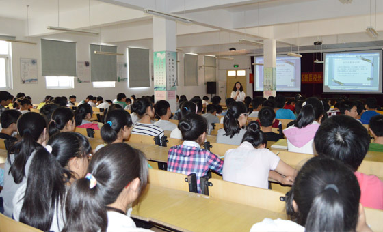 150522中考减压篇（徽韵心理走进永和学校）407.jpg