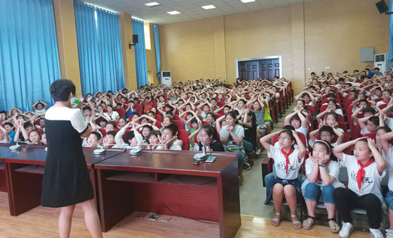 1516695857406080796.jpg 170704紫薇绽放,逐梦远航——记瑶海实小毕业班团辅245.jpg